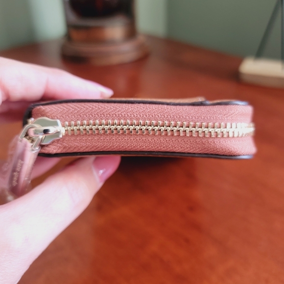 NWOT Kate Spade Leila Large Continental Wallet Tan Pebbled Leather KH786 - Picture 6 of 10